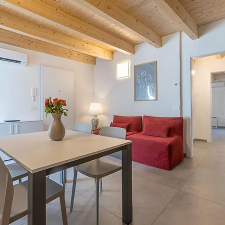 Guesthost - Le Agavi *