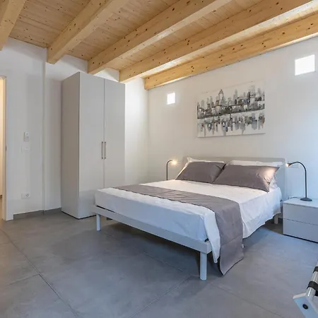 Guesthost - Le Agavi Apartment Ferrara