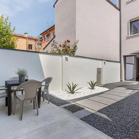 Guesthost - Le Agavi * Ferrare