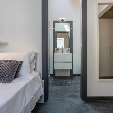 Guesthost - Le Agavi *