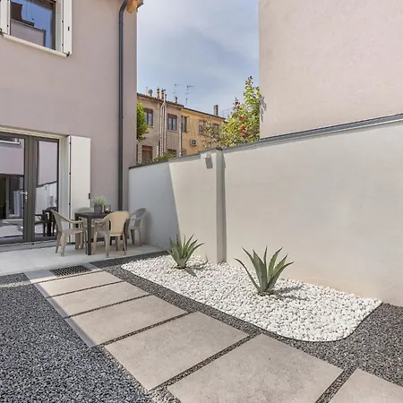 Guesthost - Le Agavi Apartment *