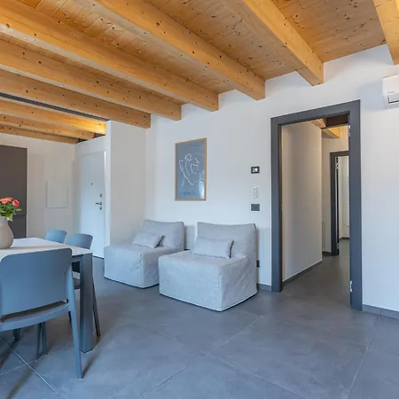 Guesthost - Le Agavi *