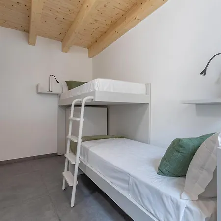 Guesthost - Le Agavi *