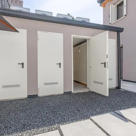 Guesthost - Le Agavi *